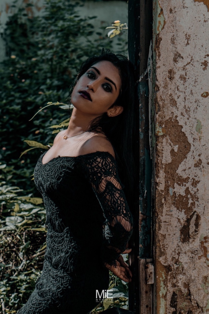 Raveera, portfolio photo 2
