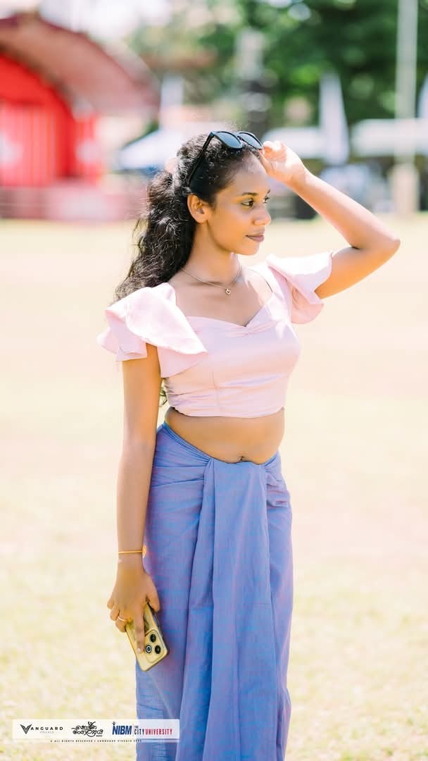 Chamali , portfolio photo 1