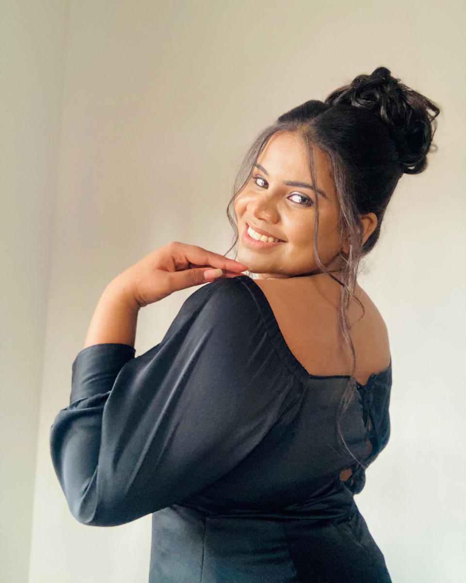 Hesara Mahagamage , portfolio photo 1