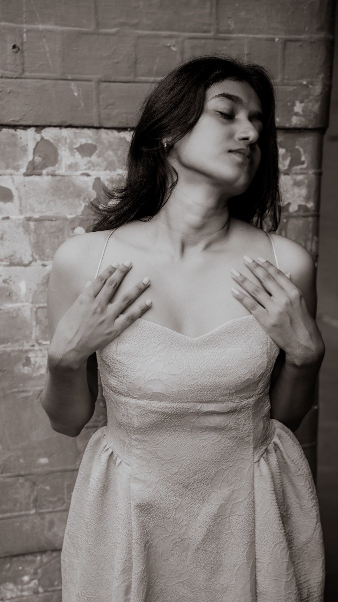Thakshila, portfolio photo 2